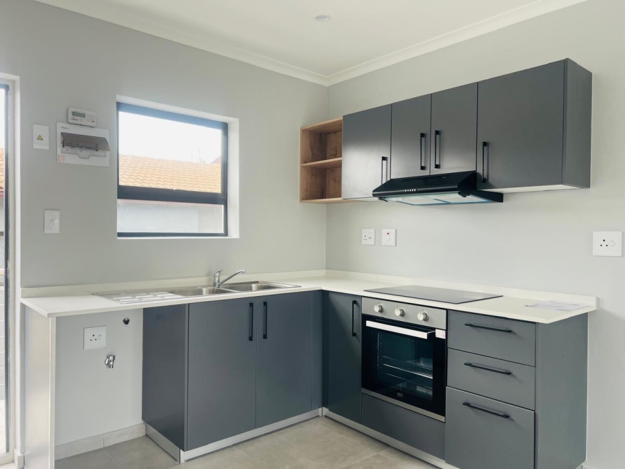 2 Bedroom Property for Sale in Parklands Western Cape